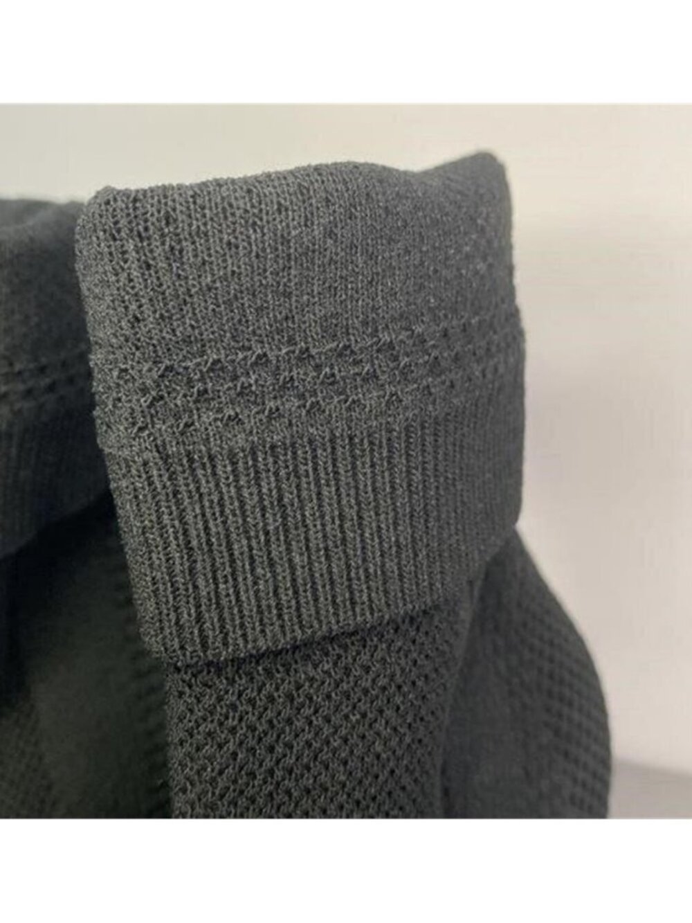Balenciaga Women’s Knife 20 Knit High Heel Booties–Sleek, Sharp, and Chic!” - Picture 6 of 11